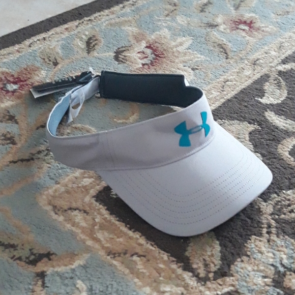 4x*Host Pick* Under Armour HeatGear visor - Picture 1 of 9